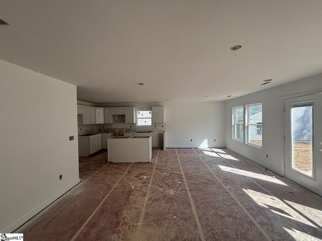 309 S Lee Street, Chesnee, SC 29323