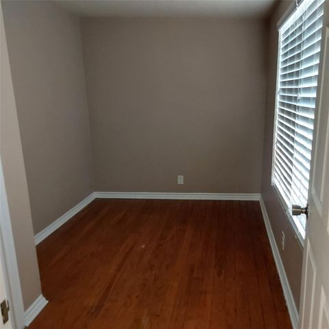 10908 5th ST, Jonestown, TX 78645