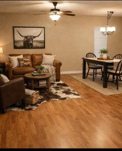 10908 5th ST, Jonestown, TX 78645