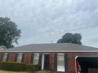 1543 PINECREST DR N, Memphis, TN 38111