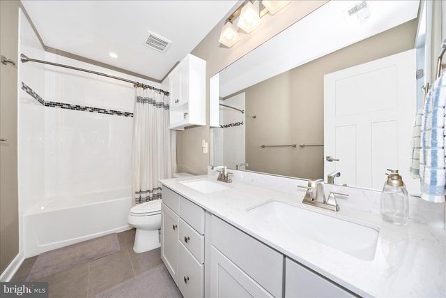 11069 EMERALD CROWN DR, Monrovia, MD 21770