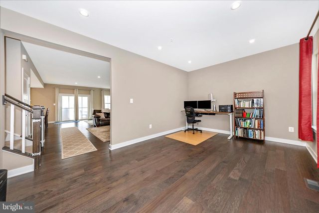 11069 EMERALD CROWN DR, Monrovia, MD 21770