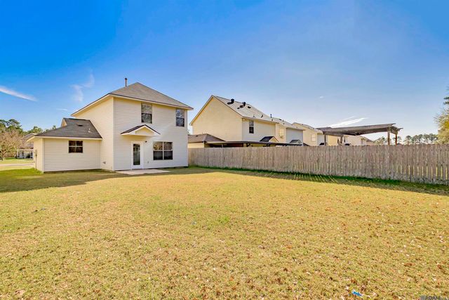 26407 Millstone Dr, Denham Springs, LA 70726