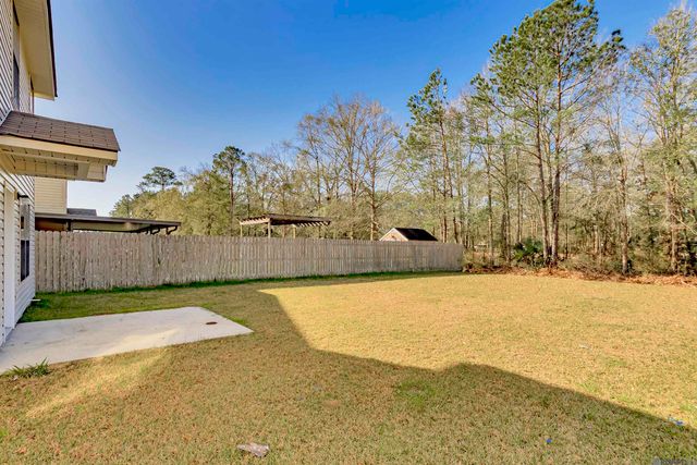 26407 Millstone Dr, Denham Springs, LA 70726