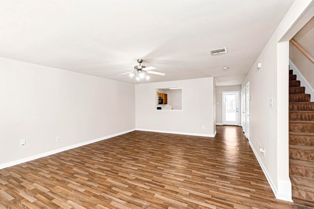 26407 Millstone Dr, Denham Springs, LA 70726