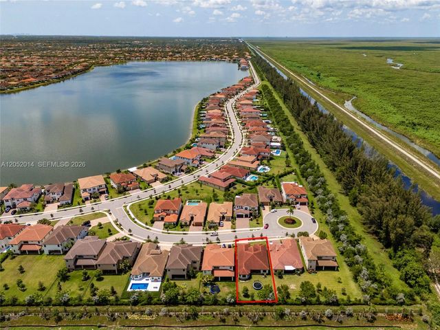 12835 Bayside Ct, Parkland, FL 33076