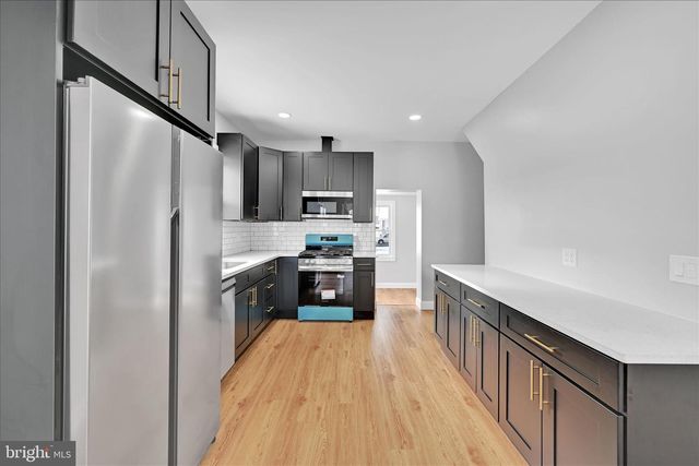 12 HEIDELBERG AVE, Reading, PA 19606