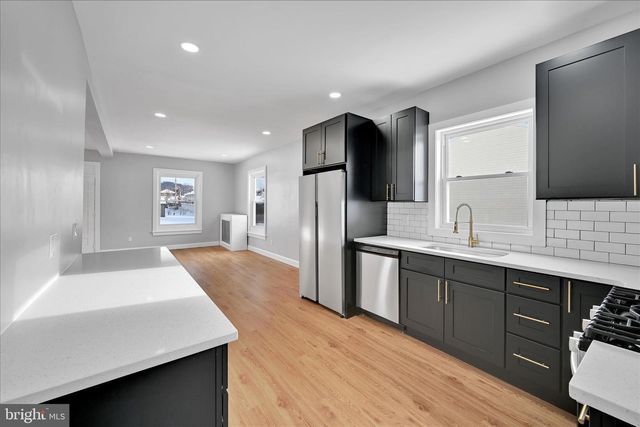 12 HEIDELBERG AVE, Reading, PA 19606