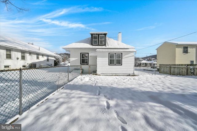 12 HEIDELBERG AVE, Reading, PA 19606