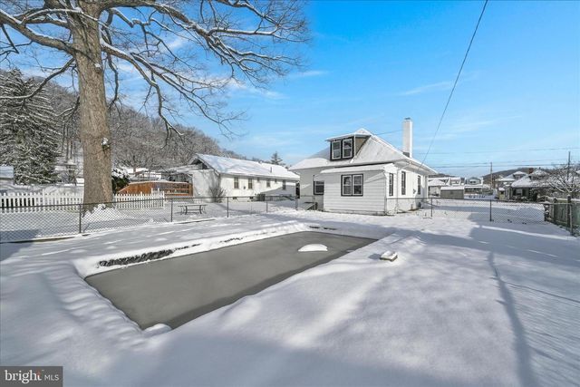 12 HEIDELBERG AVE, Reading, PA 19606