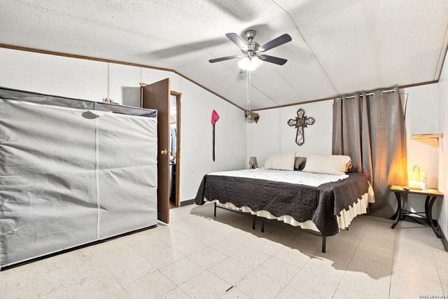 24208 Romin Dr, San Antonio, TX 78264