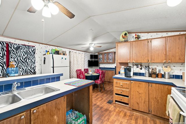 24208 Romin Dr, San Antonio, TX 78264