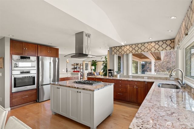 7819 175th Street SW, Edmonds, WA 98026