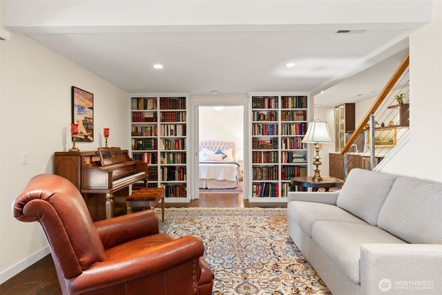 7819 175th Street SW, Edmonds, WA 98026