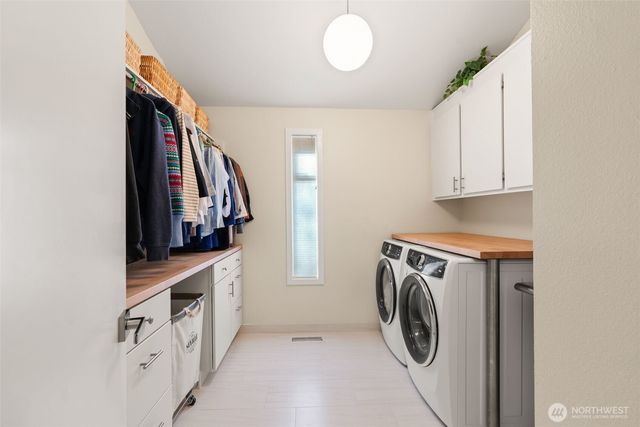 7819 175th Street SW, Edmonds, WA 98026