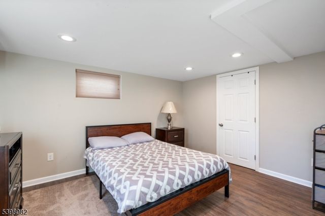 698 W Lake Ave, Rahway City, NJ 07065