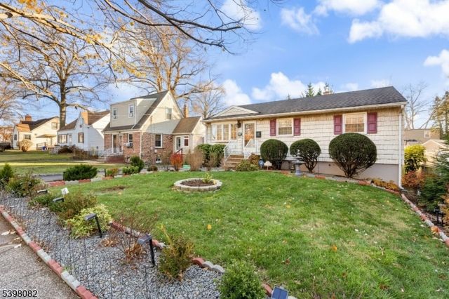 698 W Lake Ave, Rahway City, NJ 07065