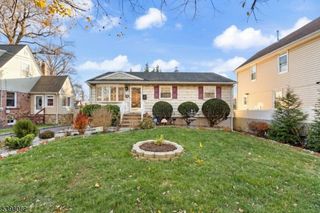 698 W Lake Ave, Rahway City, NJ 07065