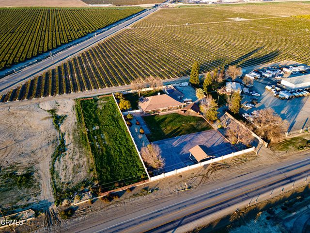 14500 Maricopa Highway, Bakersfield, CA 93311