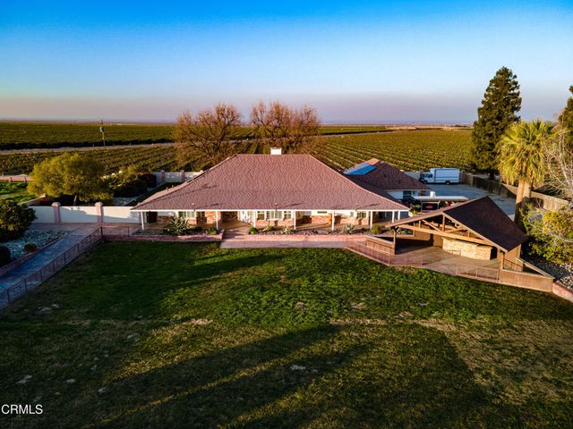 14500 Maricopa Highway, Bakersfield, CA 93311