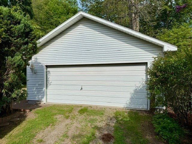 60 Massasoit, Northampton, MA 01060
