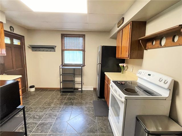 1190 LEEDS AVENUE, Monessen, PA 15062
