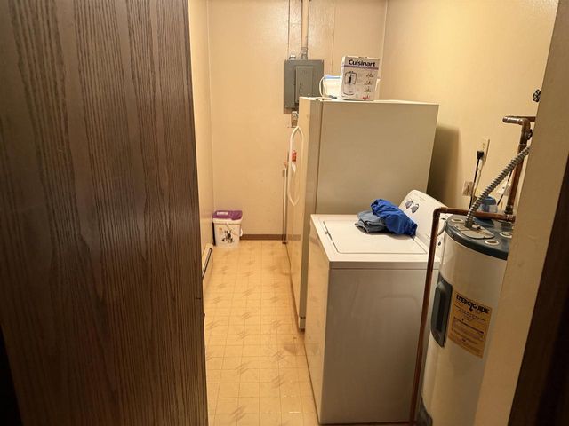 220-222 Lincoln Street, Brooklyn, WI 53521