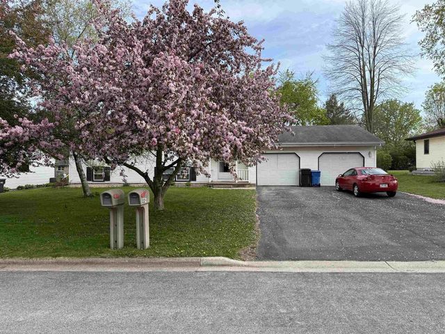 220-222 Lincoln Street, Brooklyn, WI 53521