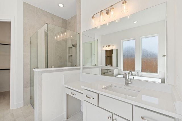 12222 Denham Drive, Mont Belvieu, TX 77523