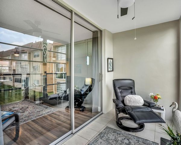 2741 N Pine Island Rd 208, Sunrise, FL 33322