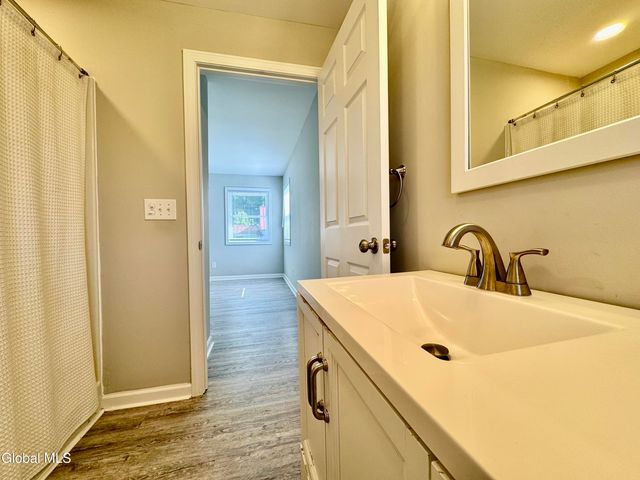 18 3rd Avenue, Hadley, NY 12835