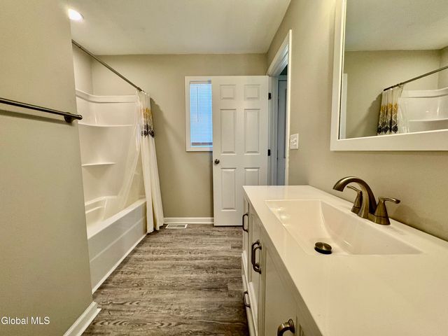 18 3rd Avenue, Hadley, NY 12835