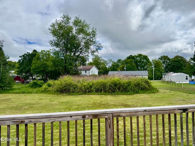 18 3rd Avenue, Hadley, NY 12835