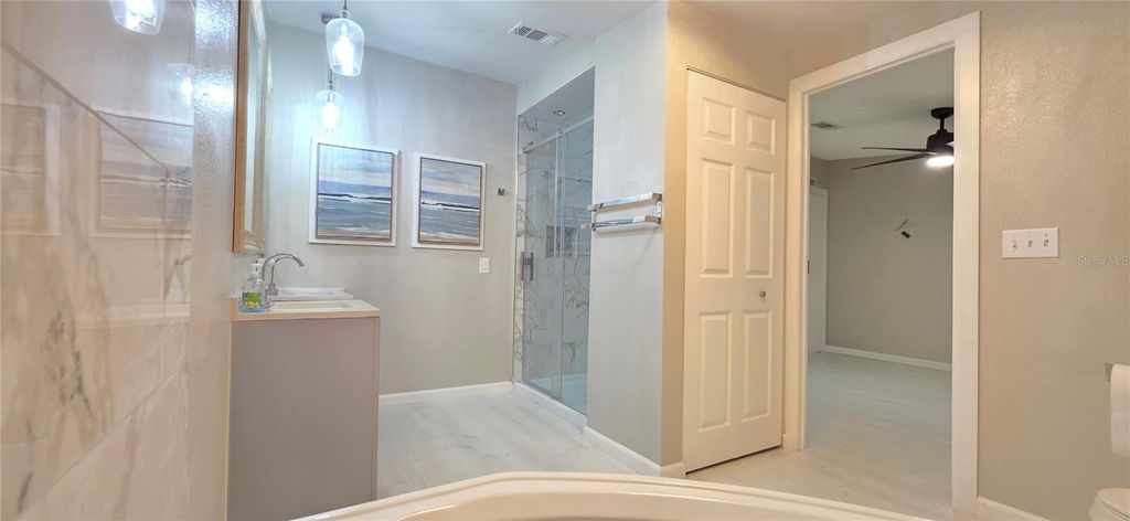 Image 18 of property listing at 3191 KEUKA LOOP, Lakeland, FL 33810