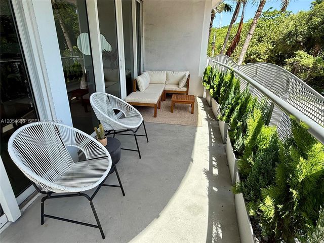 2155 Washington Ct 210, Miami Beach, FL 33139