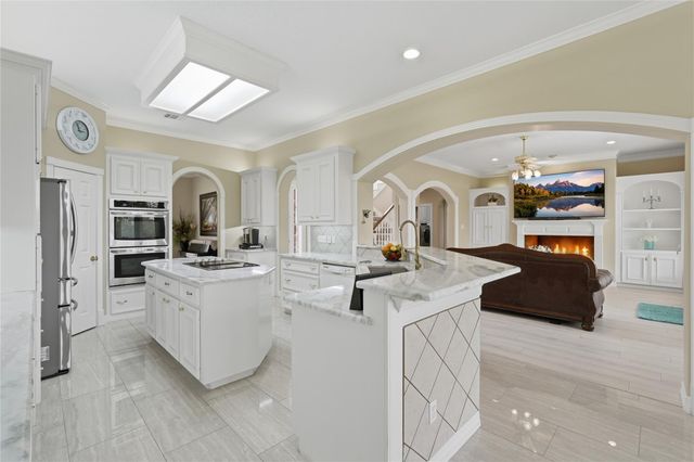 55 Monterrey Road E, Montgomery, TX 77356