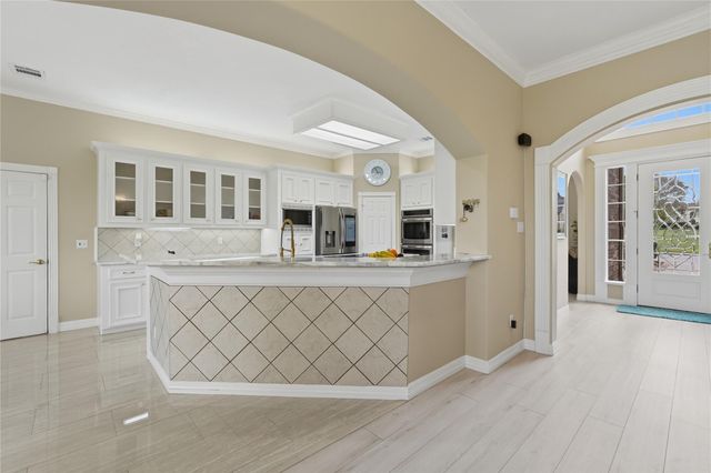 55 Monterrey Road E, Montgomery, TX 77356