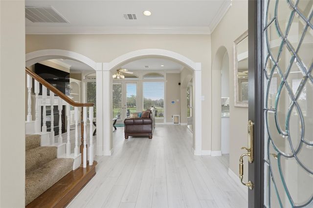 55 Monterrey Road E, Montgomery, TX 77356