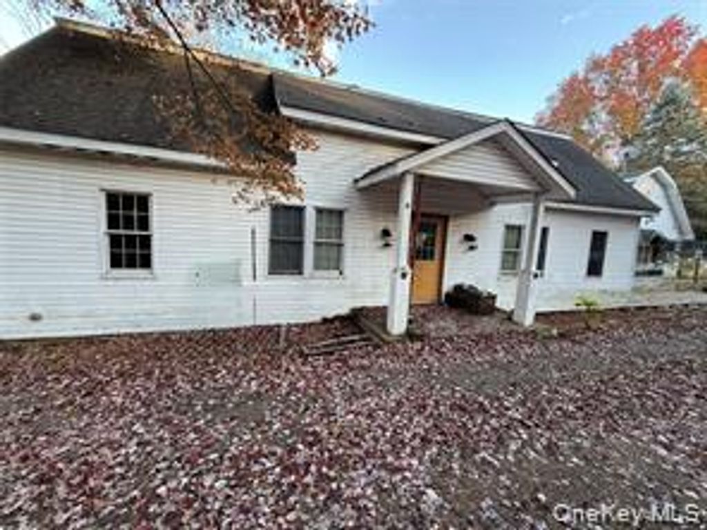 118 Old Roosa Gap Road, Bloomingburg, NY 12721