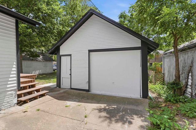 1523 Pierre Street, Manhattan, KS 66502