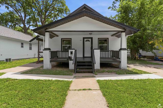 1523 Pierre Street, Manhattan, KS 66502