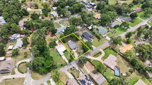 25342 CARNOUSTIE DRIVE, Sorrento, FL 32776