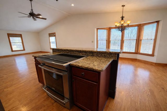 1440 Spout Springs Road, Clay City, KY 40312