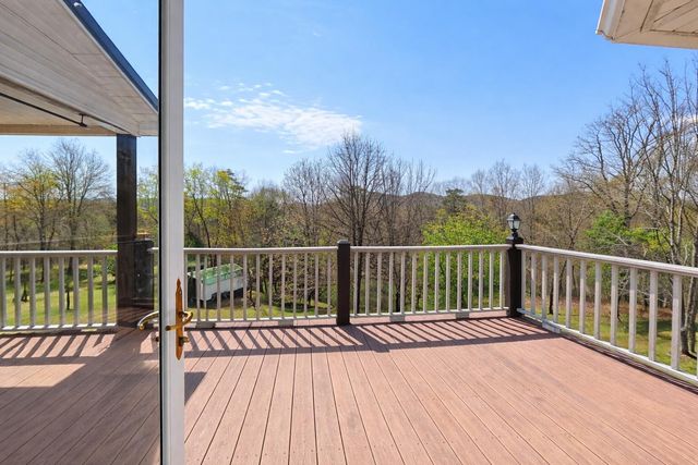 1440 Spout Springs Road, Clay City, KY 40312