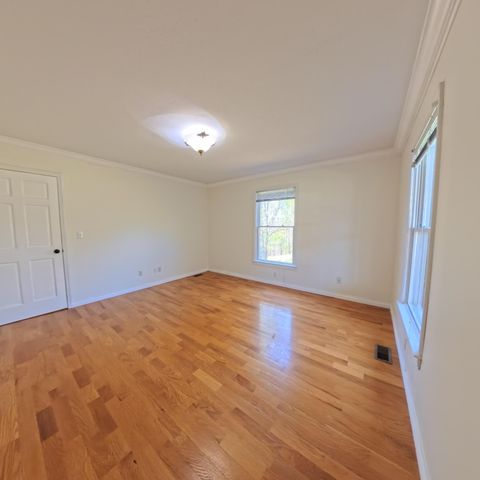 1440 Spout Springs Road, Clay City, KY 40312
