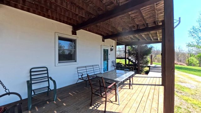 1440 Spout Springs Road, Clay City, KY 40312