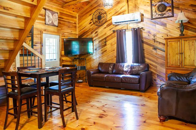 1440 Spout Springs Road, Clay City, KY 40312