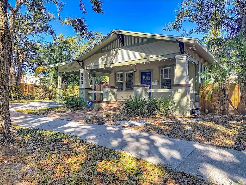 Image 2 of property listing at 906 E BROAD STREET, Tampa, FL 33604