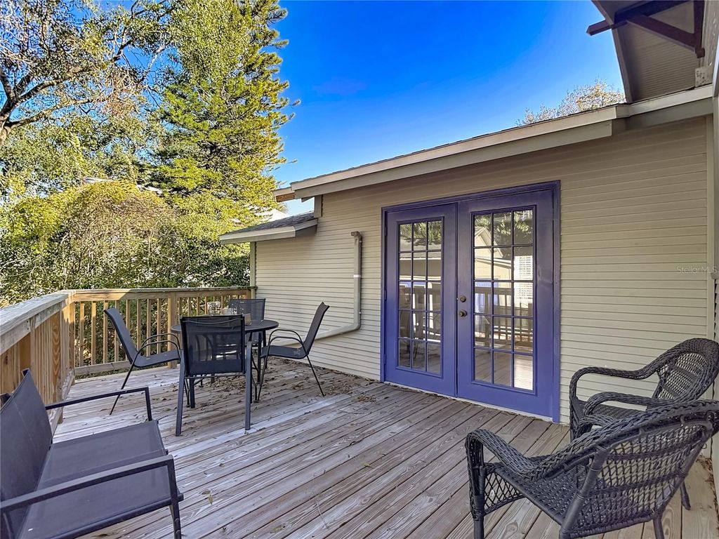 Image 32 of property listing at 906 E BROAD STREET, Tampa, FL 33604