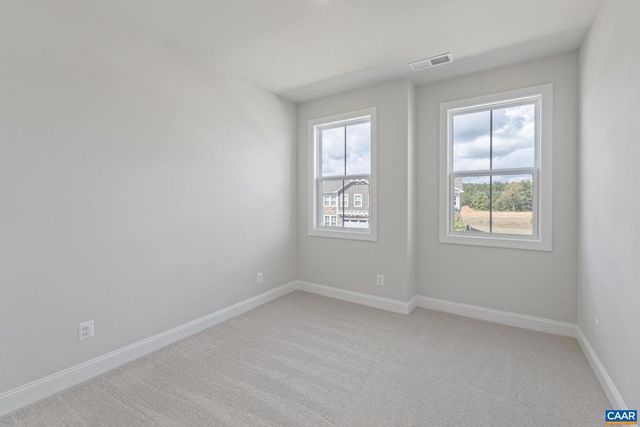 385 BAYBERRY LN, Zion Crossroads, VA 22942